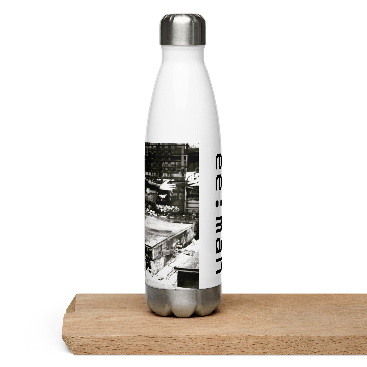 ee:man, official photo and logo, Stainless Steel Water Bottle